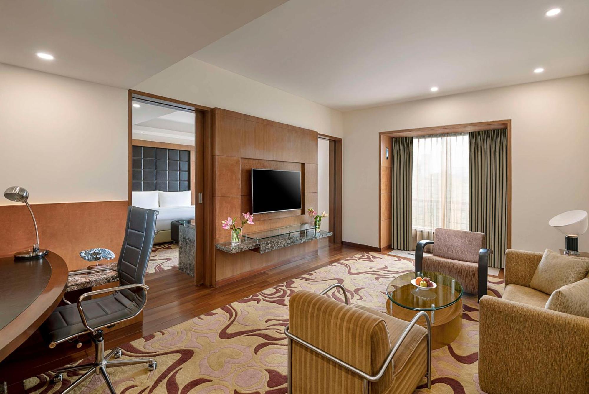 Suite 1 Bed Happy Hours 0100 PM to 0600 PM 11 Airport Transfers Pick up drop to Worldmark Aerocity subject to car availability